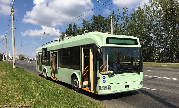 В Душанбе начнут курсировать бесконтактные троллейбусы за миллион долларов