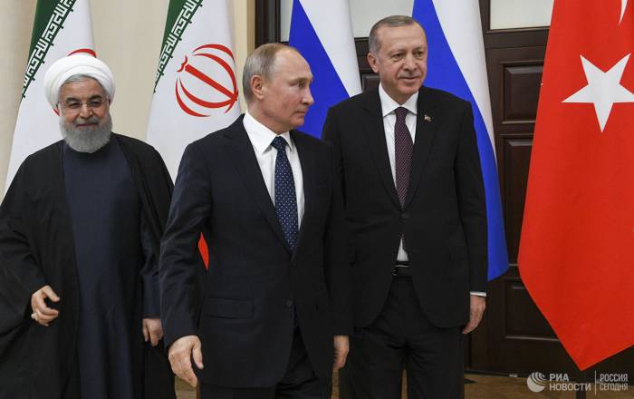 Путин отметил необходимость обеспечения безопасности южных границ Турции
