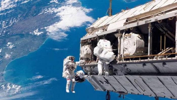 ОАЭ отправят первого космонавта в полет в сентябре
