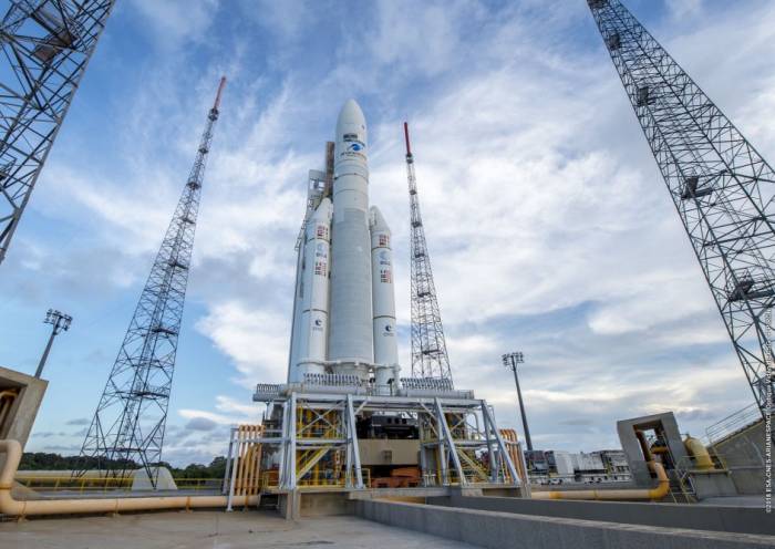 Началась коммерческая эксплуатация спутник Azerspace-2 - ФОТО
