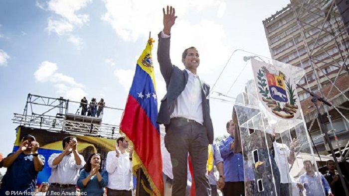 МИД Венесуэлы объявил о пересмотре отношений с признавшими Гуаидо странами
