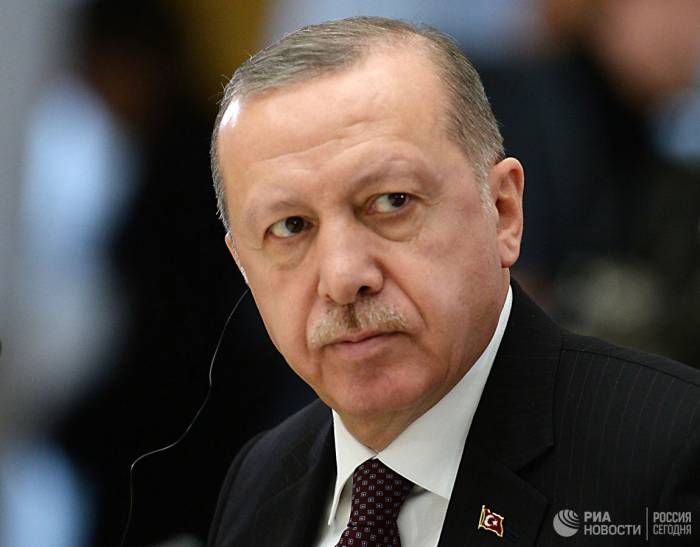 Эрдоган обвинил Евросоюз в неискренности из-за саммита с ЛАГ
