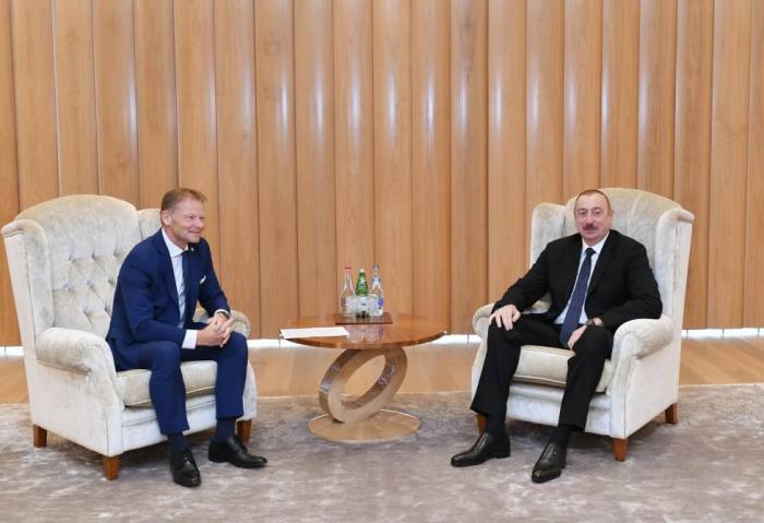 Президент Азербайджана встретился с вице-президентом Европейского инвестиционного банка - ФОТО