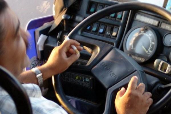 В Баку пассажиры смогут сами штрафовать курящих водителей автобусов 