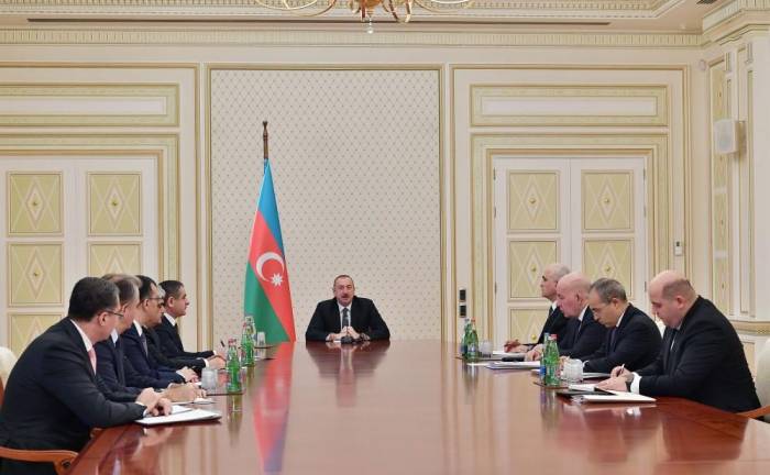 Ильхам Алиев: Вопрос оформления многоквартирных домов должен считаться решенным
