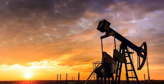 Ежесуточная добыча нефти в Азербайджане составила 793 тыс. баррелей в январе
