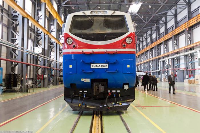 Казахстан отправил в Азербайджан очередной электровоз
