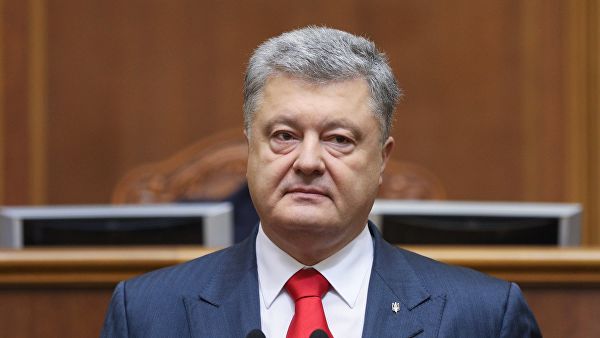Порошенко подал в ЦИК документы для регистрации кандидатом в президенты