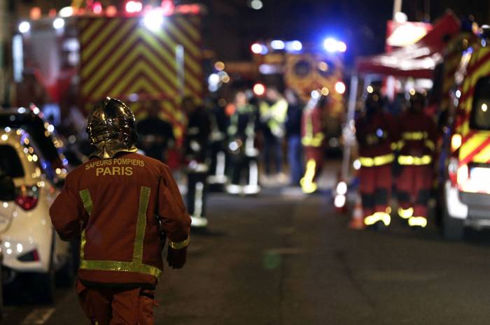 В Париже восемь человек погибли в результате пожара

