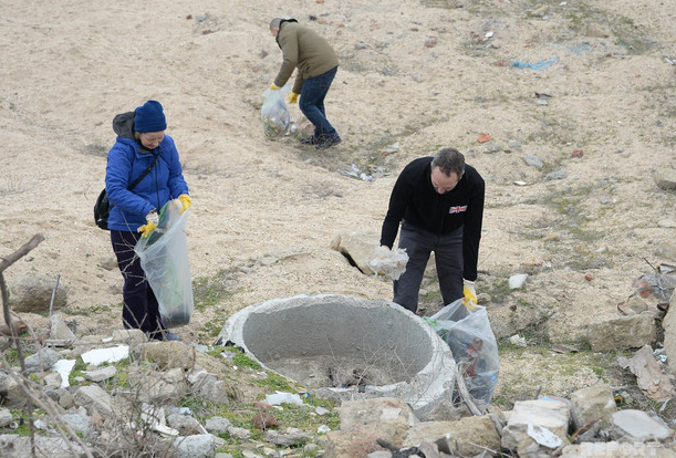 В Бильгя прибрежная полоса Каспия очищена от пластиковых отходов