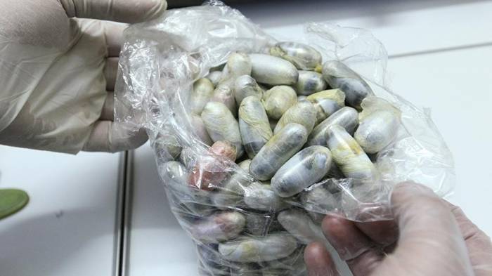 В России за два года запретили 100 новых наркотических веществ
