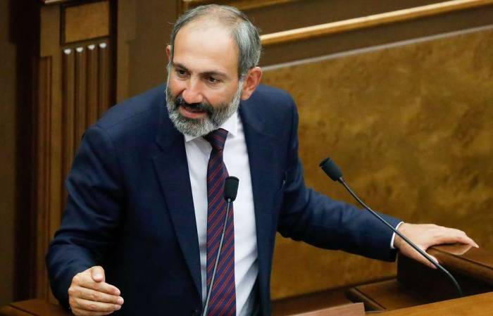 Пашинян: В Армении хотят мирного урегулирования карабахского конфликта, но готовы к войне
