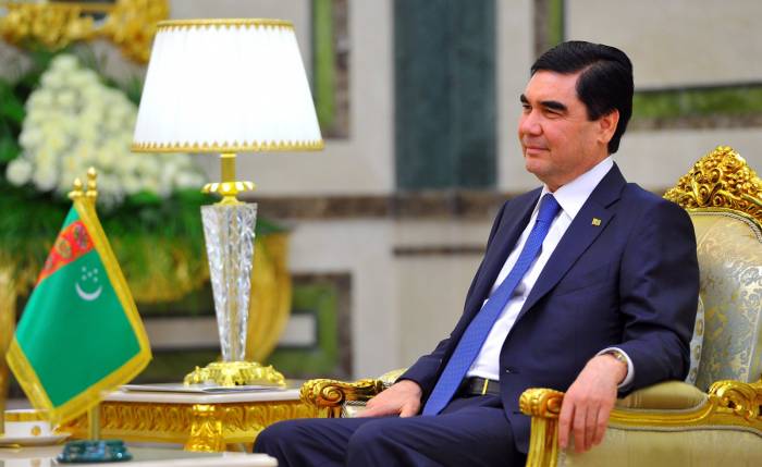 Президент Туркменистана провел видеоселекторное совещание
