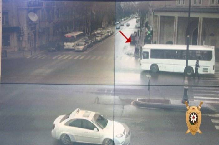 Бакинская полиция задержала пьяного водителя автобуса - ВИДЕО
