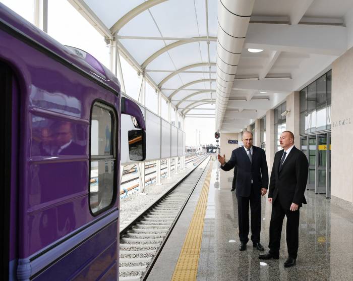 Президент Ильхам Алиев на открытии станции «Бакмил» - ФОТО