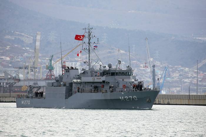Россия и Турция провели совместные учения в Черном море
