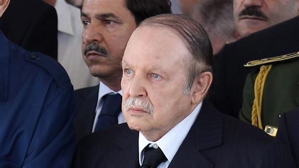 Оппозиция Алжира призвала Бутефлику передать власть в стране президентскому совету
