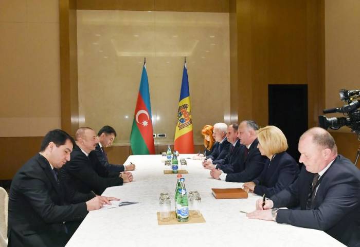 Президент Азербайджана встретился с молдавским коллегой
