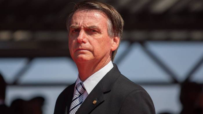 Рейтинг правительства президента Бразилии упал на 15% с начала года
