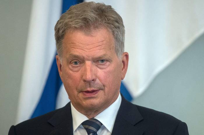 Президент Финляндии одобрил отставку правительства
