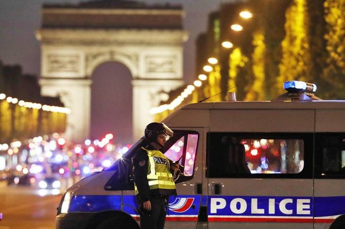 В Париже полиция задержала 25 человек 