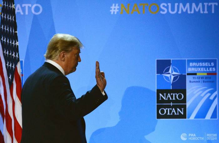 Эксперт: в НАТО поддержали США по ДРСМД из-за отсутствия влияния на Штаты
