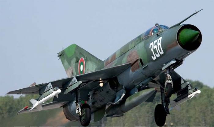 Индия объявила об уничтожении пакистанского F-16 истребителем МиГ-21
