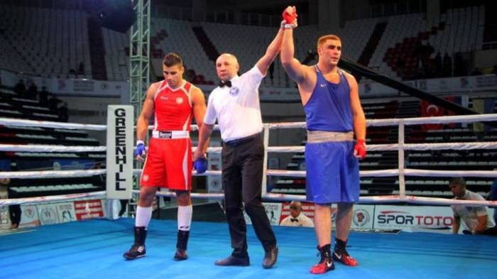 Азербайджанский боксер стал чемпионом Европы

