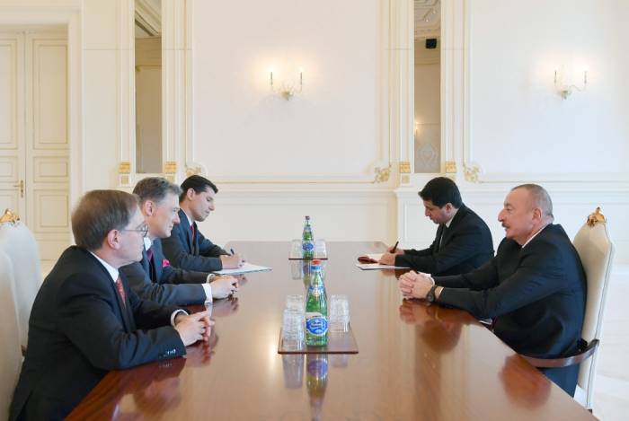 Ильхам Алиев принял советника заместителя госсекретаря США по вопросам Европы и Евразии