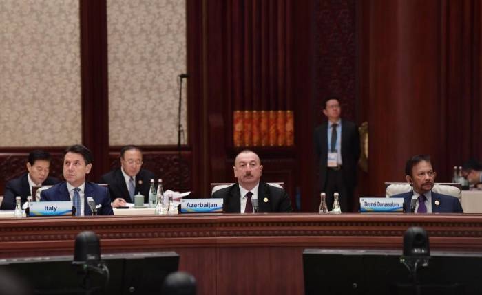 Ильхам Алиев принял участие в Международном форуме сотрудничества «Один пояс, один путь» в Пекине - ФОТО