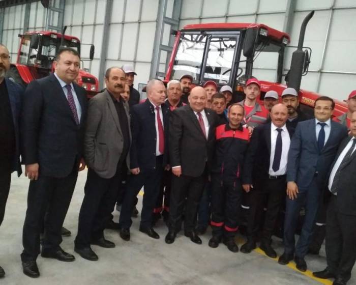 Азербайджан и Беларусь начинают совместное производство тракторов в Турции