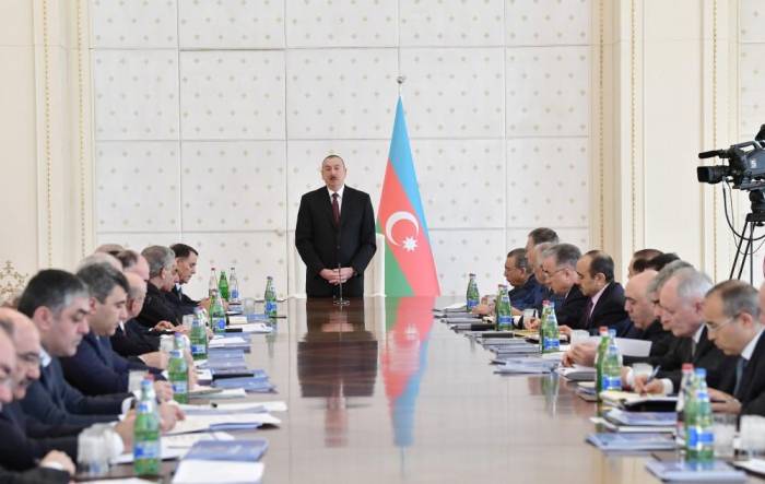 Ильхам Алиев: Азербайджан работает над новой стратегией развития экономики