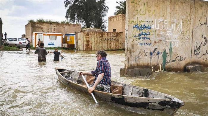 В Иране число жертв наводнений превысило 60 человек
