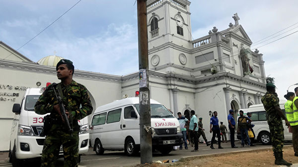 МИД Индонезии решительно осудил взрывы на Шри-Ланке