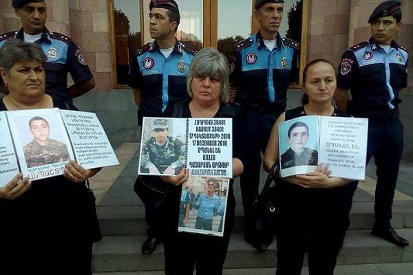 Мать армянского диверсанта: «Мне не нужна родина, которая забыла о семьях погибших солдат» - ВИДЕО