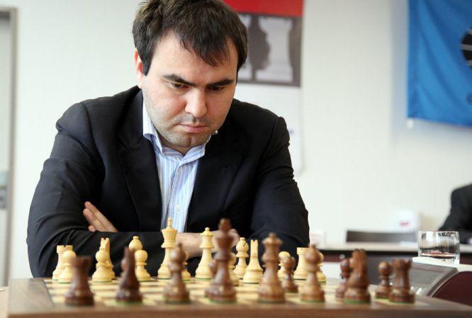 Шахрияр Мамедьяров сыграл вничью с россиянином Карякином
