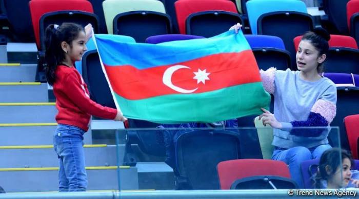 Азербайджанские гимнастки вышли в финал Международного турнира AGF Junior Trophy в упражнениях с мячом
