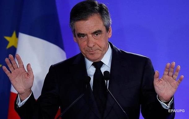 Во Франции будут судить экс-премьера за растрату госсредств
