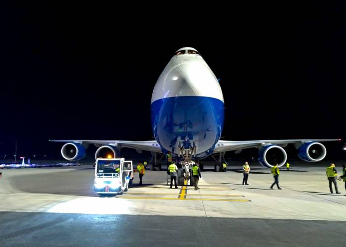 Азербайджанский грузовой Boeing 747 впервые приземлился в новом аэропорту Стамбула