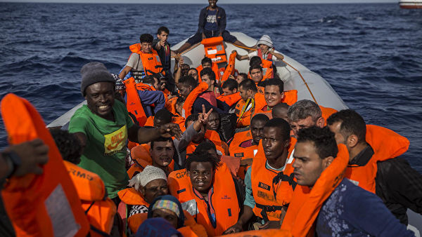 Италия попросила ЕС принять меры в случае роста потока мигрантов из Ливии
