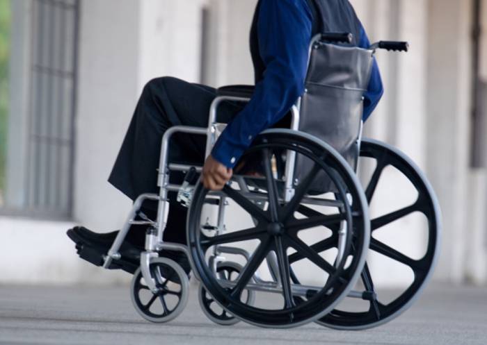 В Азербайджане упрощается процедура обращения за инвалидными колясками