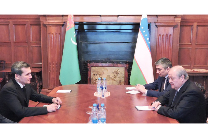Узбекистан и Туркменистан увеличили товарооборот на 70%
