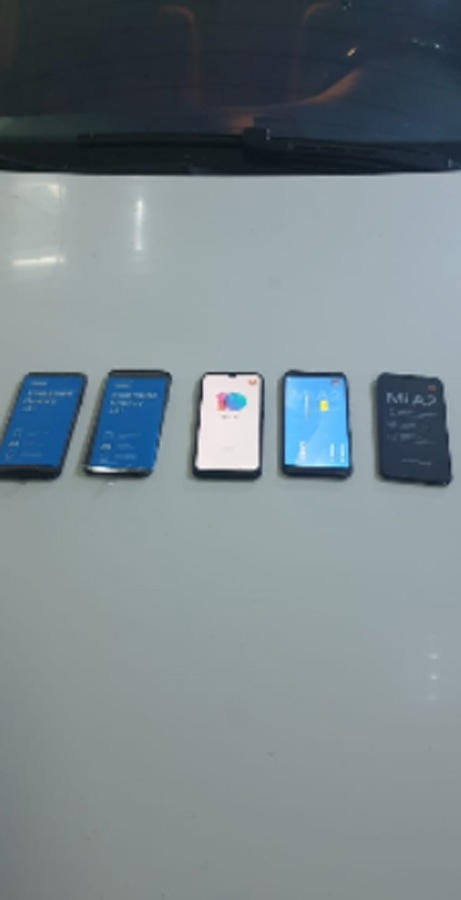 Таможня пресекла контрабандный ввоз мобильных телефонов в Азербайджан