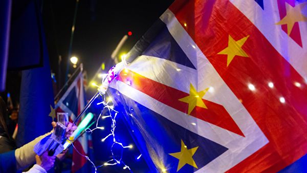 ЕС и Британия договорились о гибком продлении Brexit до 31 октября
