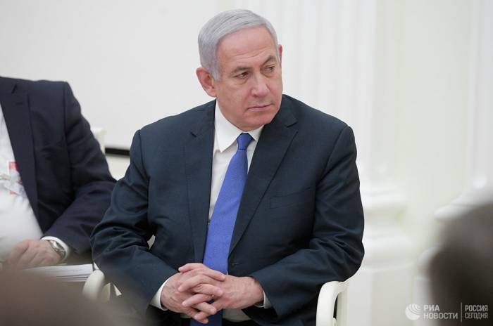 Нетаньяху поздравил Зеленского с победой на выборах
