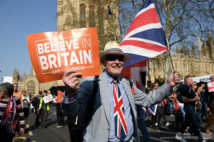 В Евросоюзе назвали условие предоставления длительной отсрочки по Brexit
