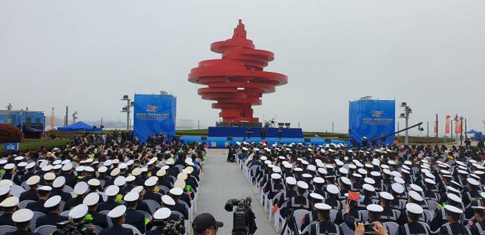 В Китае начался военно-морской парад при участии российских кораблей
