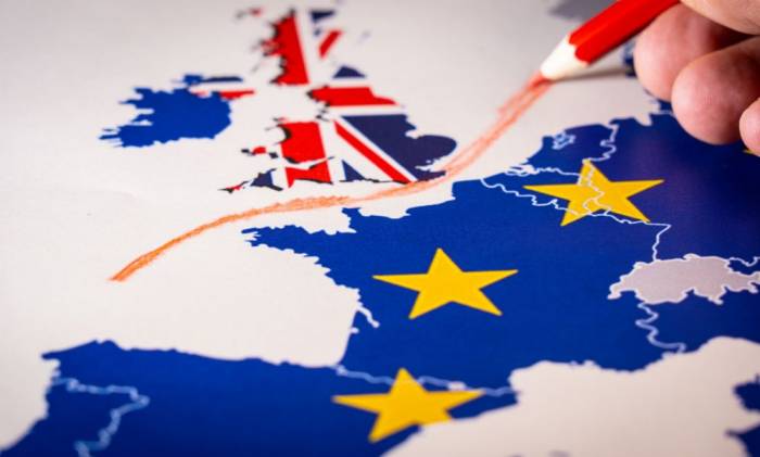 За вынесение сделки по Brexit на референдум выступили в Британии
