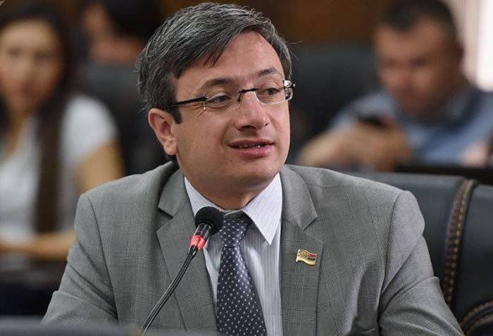 Министр обороны Армении сморозил глупость, а депутат переплюнул его 