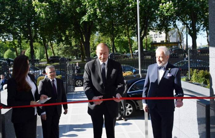Ильхам Алиев принял участие в открытии нового здания посольства Азербайджана в Бельгии - ФОТО